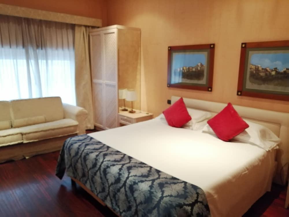 Colosseo Studio Suite Ρώμη Εξωτερικό φωτογραφία