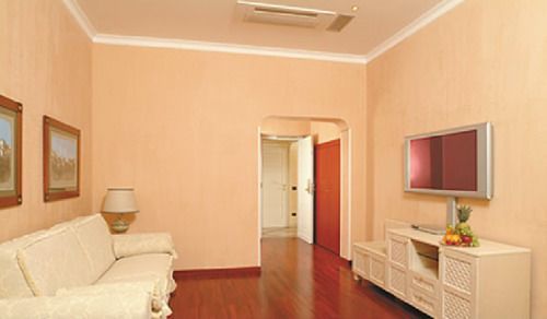 Colosseo Studio Suite Ρώμη Εξωτερικό φωτογραφία